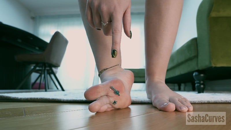SashaCurves - Giantess Game Full Movie 2