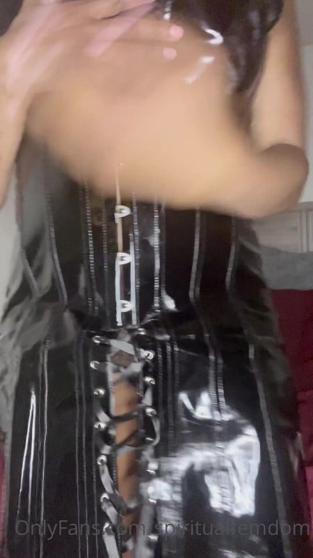 Spiritual Femdom - Come And Worship My Body 5