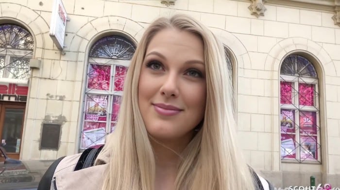Taylor Swift Deepfake Porn Video (9)