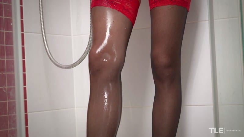 TheLifeErotic 25/10/22 Mitzi X Wet Stockings 2 FullHD 5