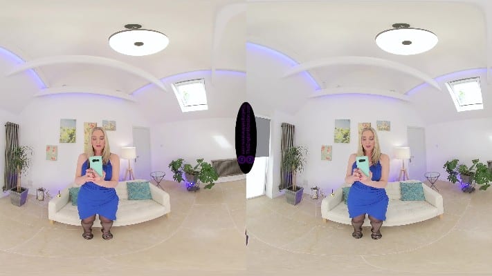 The English Mansion - Sextoy For Vanilla Women - VR Featuring Miss Eve Harper 3