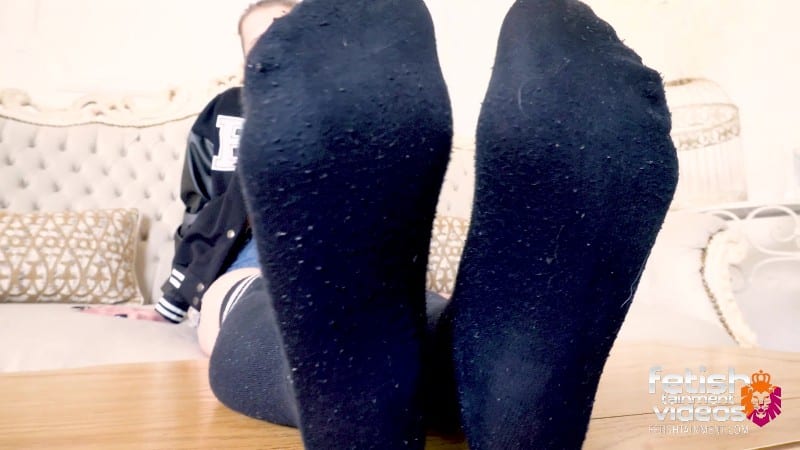 The Slave Is Now Licking My School Socks Clean Sock Worship With 19 Yo Miss Kinga 4K Uhd Mp4 4