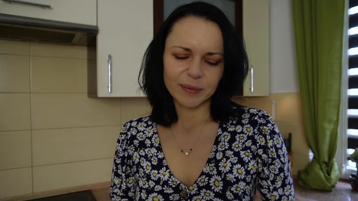 [ManyVids] Aimeewavesxxx - Stepmommy & Stepson Breathless (1080p) 2