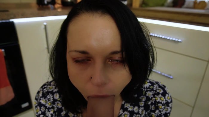 [ManyVids] Aimeewavesxxx - Stepmommy & Stepson Breathless (1080p) 3