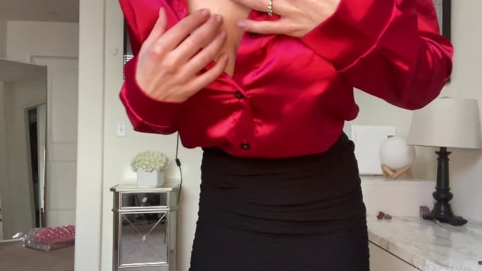 Alix Lynx - Stepmom Turns You Bi Asmr 2