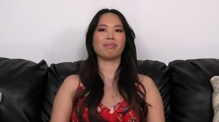 [Backroomcastingcouch] Jade Sky - Shy Asian Cracked Wide Open [2025.10.06] [1080P] [h.265 - Hevc] 1