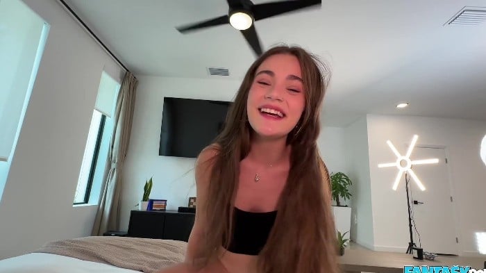 [FantasyPOV] Juniper Ren - Stepdaughter Moves Into Stepdads House And Is Lonely 2025 [1080p] 4