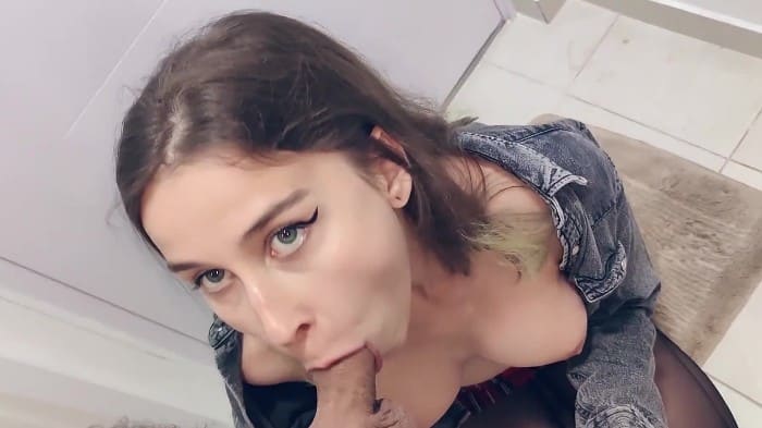 [Pornhub] Laruna Mave - I Twice Cum In The Mouth Of My Stepsister's Friend - 1080p 2