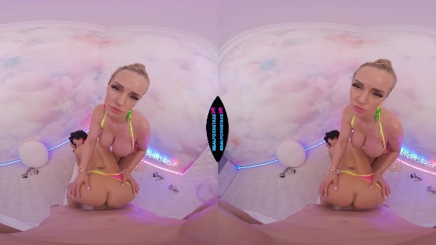 [DDF Network] It's So Hot Between Titties - 2019 [Split Scenes] 480p 5