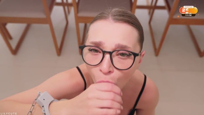 Lilycute (ex. Mayalis) - Cute Girl Loses Her Ass A Naughty Bet And Gets A Rough Anal (25.10.05) [1080p] 2