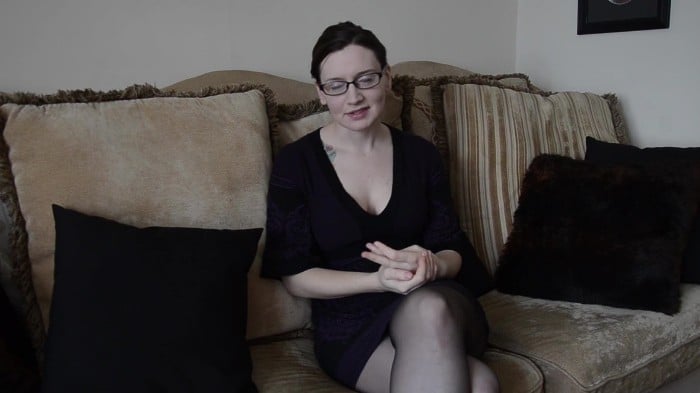 [ManyVids] Bettie Bondage - Giving Your Mom What She Wants (1080p) 2
