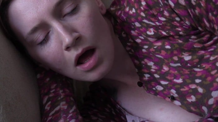 [ManyVids] Bettie Bondage - Cuddling With Mom (1080p) 3