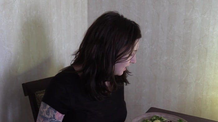 Manyvids 18 03 12 Bettie Bondage Bullyes To Dinner 3