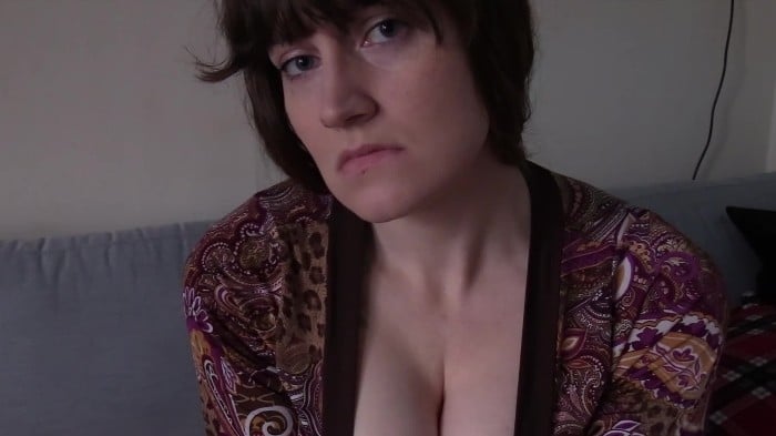 [ManyVids] Bettie Bondage - Parent Teacher Conference With Mom (1080p) 3
