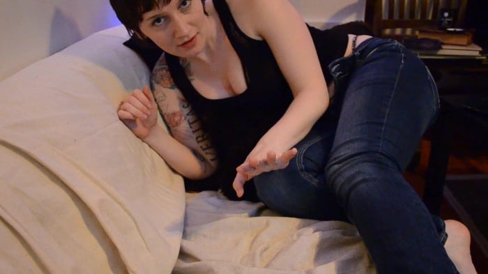 [ManyVids] Bettie Bondage - Bribing Your Sister In Her Skinny Jeans (1080p) 4