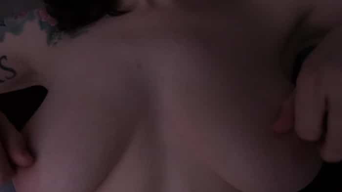 [ManyVids] Bettie Bondage - Worship My Tits And I'll Let You Cum (1080p) 2