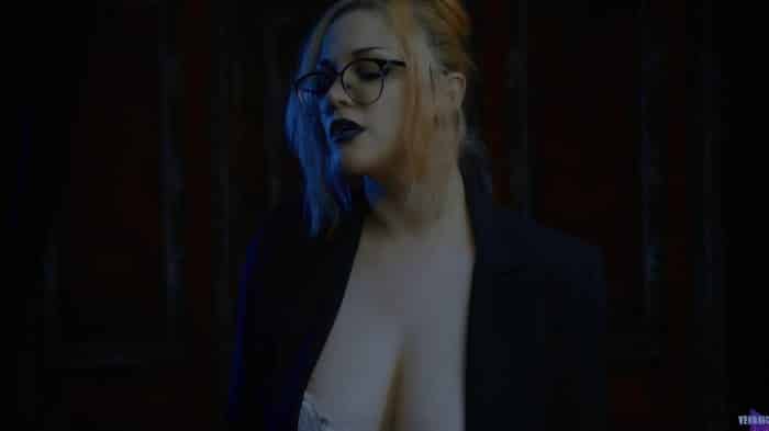 [ManyVids] Vernonica At Night - Daddys Favorite Vampire 3