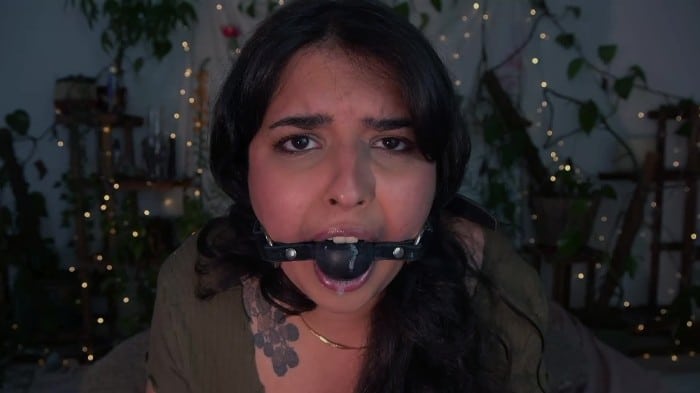 Mayapetite Stupid-Slut-Talks-Through-Ballgag 4