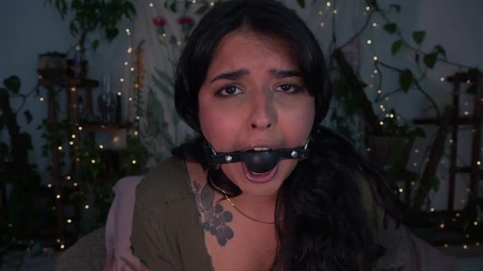 Mayapetite Stupid-Slut-Talks-Through-Ballgag 1