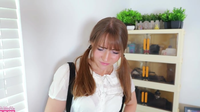 Miss Mila Rose - Gassy Girlfriend Toilet Farts (2025-07-17)[2160p] 3