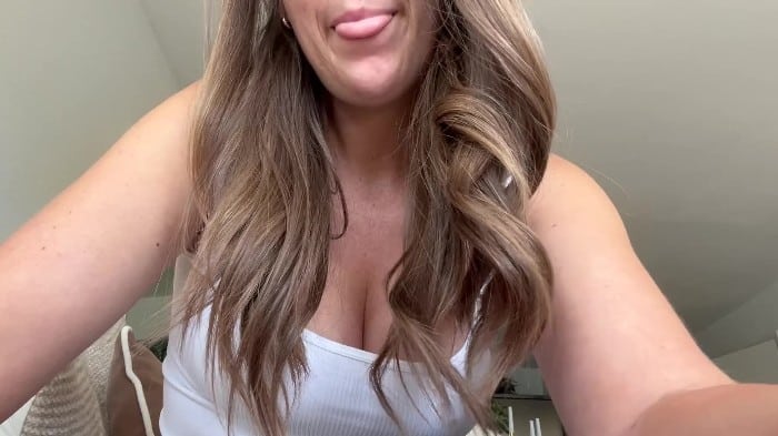 Nicolette Bloom - Mommy Gets Your Cummies Out 4
