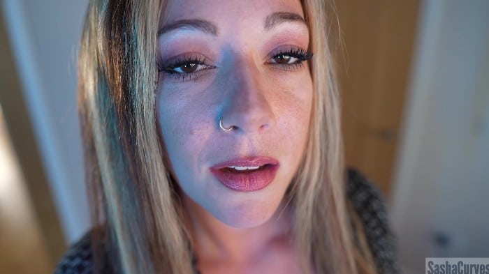 [ManyVids] Sashacurves - Mommy Can't Resist Your Huge Cock [2025-07-27] [2160p] 2