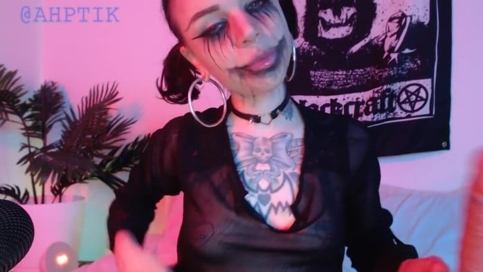 Scary Slut Blowjob 4