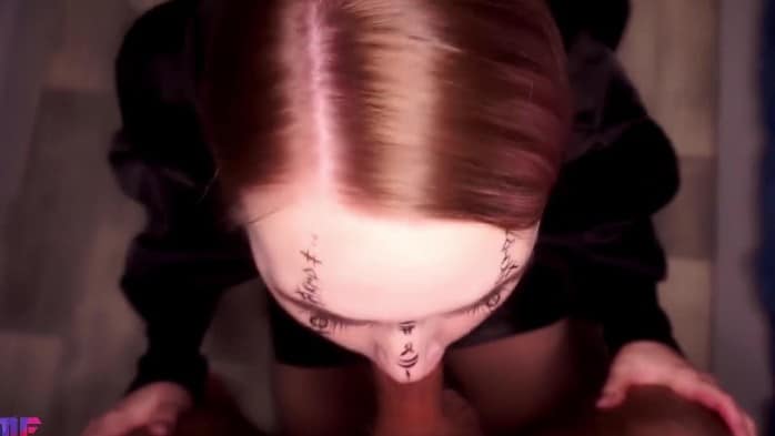 Sloppy Blowjob From Stepsister On Halloween 5