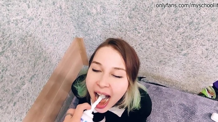 [Pornhub] Laruna Mave - Teen Loves Whipped Cream And Lots Of Cum - 1080p 26