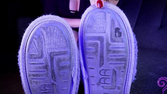 The Goddess Clue - Well Worn Slippers Drenched In Sweet Goddess Scent [2160p] 4