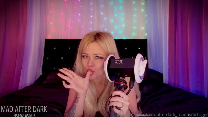 [Madafterdark (onlyfans)] Mad After Dark - I'm Your Little Submissive Toy Master!! (2023-11-12) [1080p Av1] [re-Encode] 4