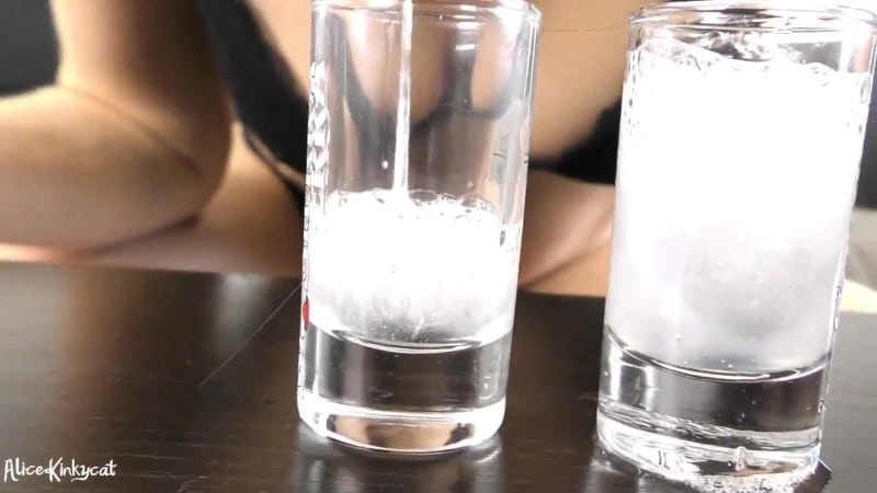 AliceKinkycat - Zwei Glaeser und ein Wunsch 4