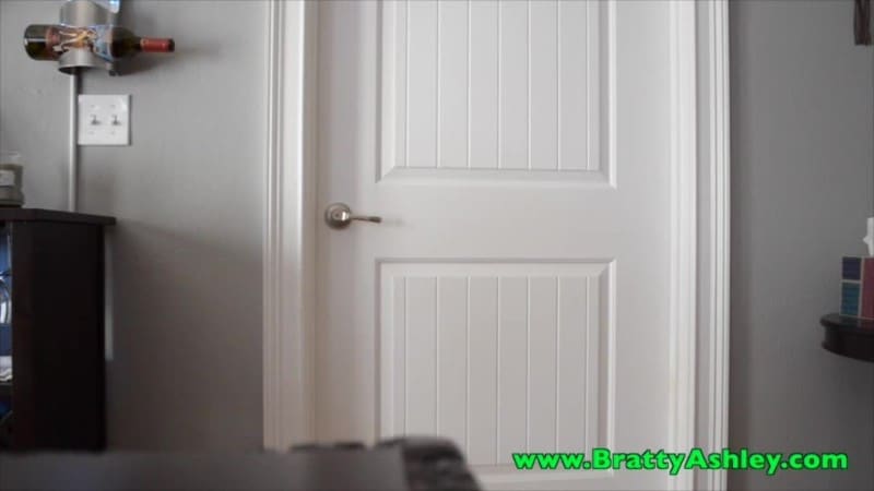 Ashley Sinclair - Condom Smoothie For CuckBoy 2