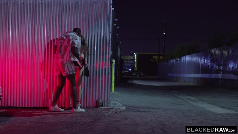 BlackedRaw 25/10/13 Octavia Red FullHD 1