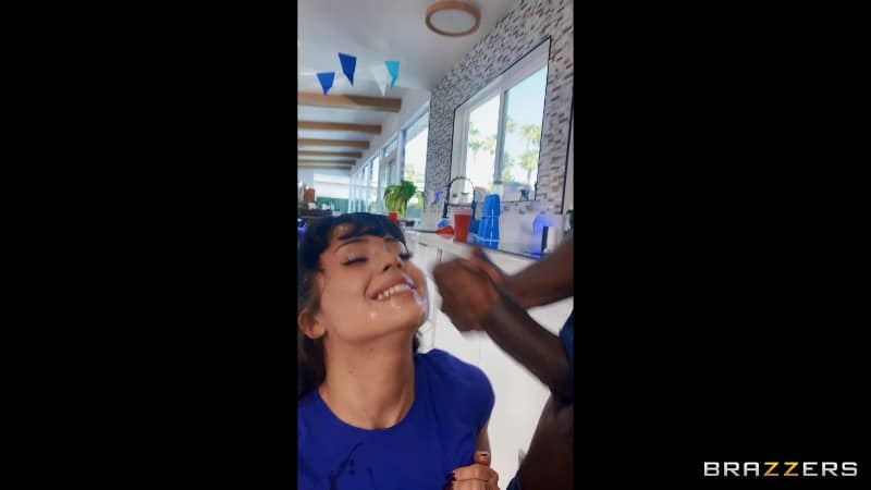 [BrazzersExxtra | Brazzers] 25/11/20 Beca Barbie More Nut November 4k/1080 13