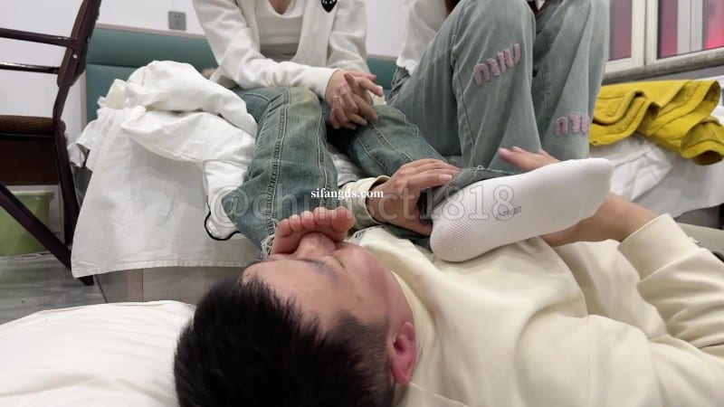 Chinese Queen Training 3091 1