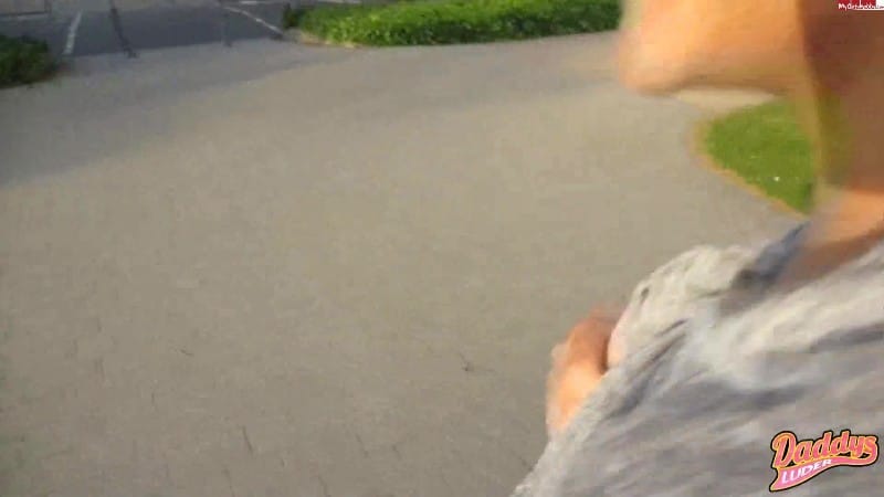 DaddysLuder - Titten und Fotzen-Flashing in Frankfurt 5