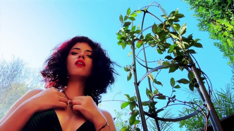 EnchantrixV - Giantess' Plaything 4