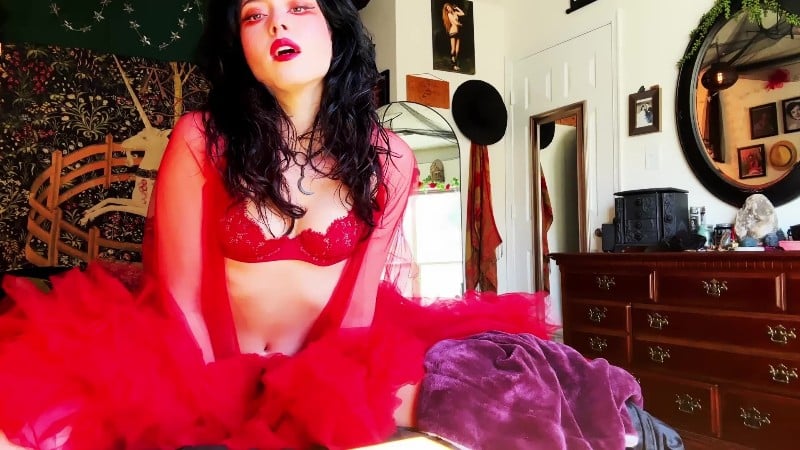 EnchantrixV - Red Goddess Worship 3