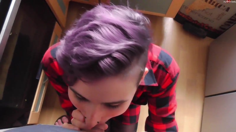 Eva-Baumgartner - Mein erster Sex in der Kueche und mein erster Pussy-Shot 2