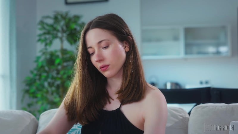 Fitting-Room 25/11/10 Melissa White Anal 4k 18