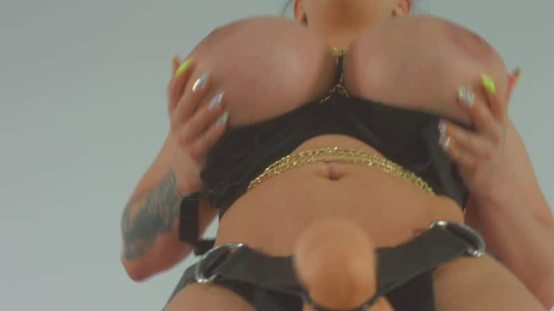 Goddess Korina Kova - Suck My Fat Dick 2