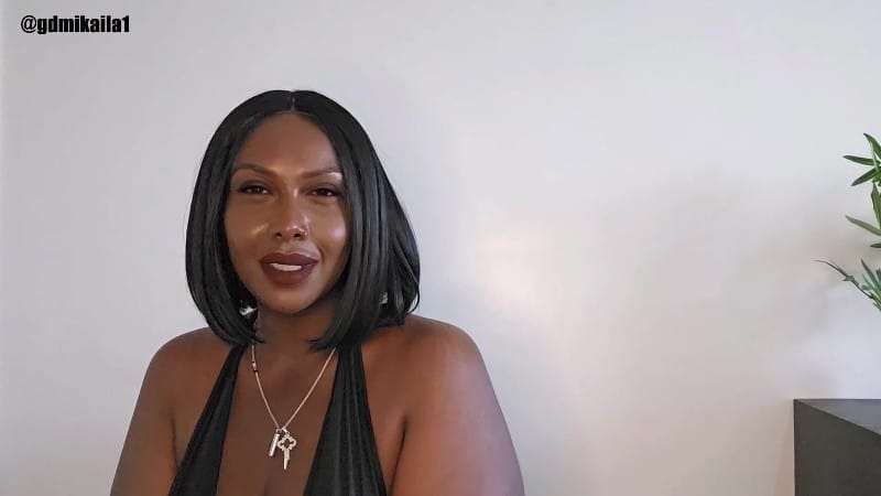 Goddess Mikaila - BBC Devotion SPH Queen Goddess Mikaila Mocks Your Cock Before Making Use of Your Mouth 2