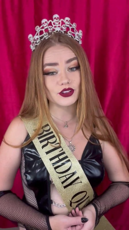 Goddess Roxy - Birthday Queen 3