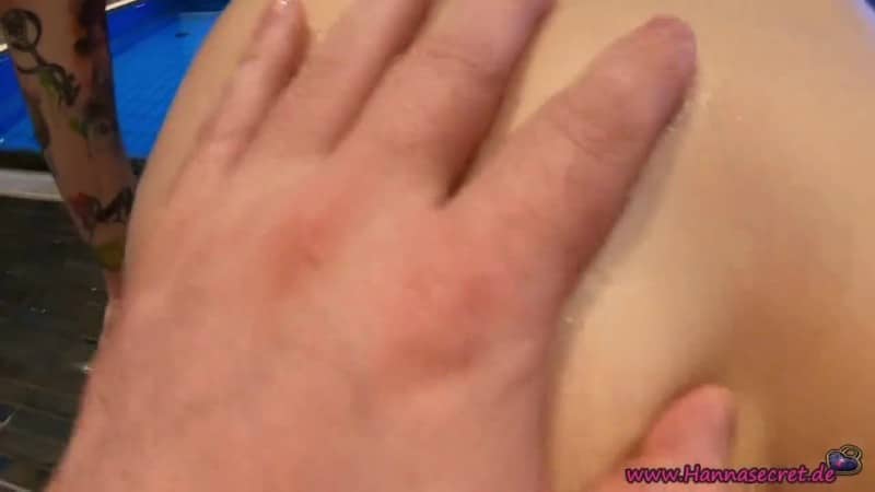 HannaSecret - Hanna klaert sich den Bademeister 5