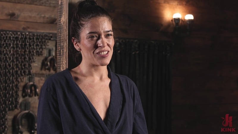 HogTied 25/11/03 Victoria Voxxx 4k/1080 5