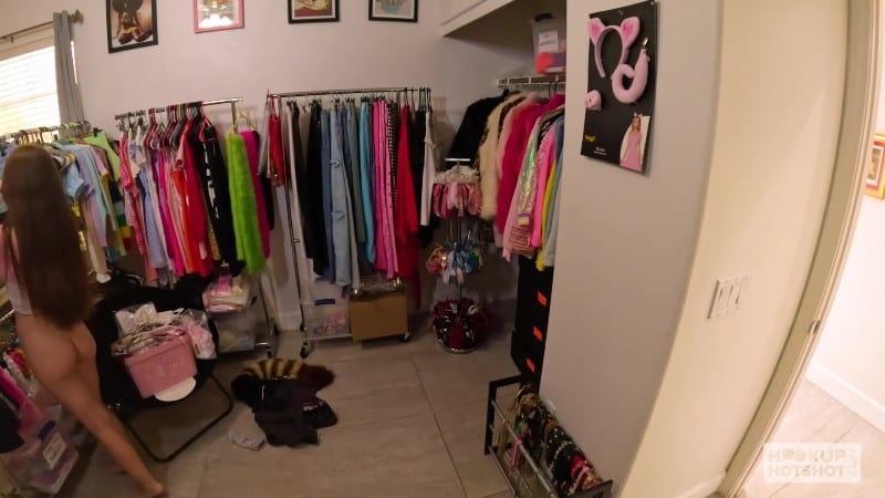 HookupHotshot 25/10/23 Episode 441 Juniper Ren 2 BTS FullHD 2