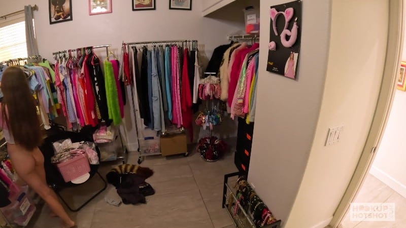 HookupHotshot 25/10/23 Episode 441 Juniper Ren 2 BTS 4k 2