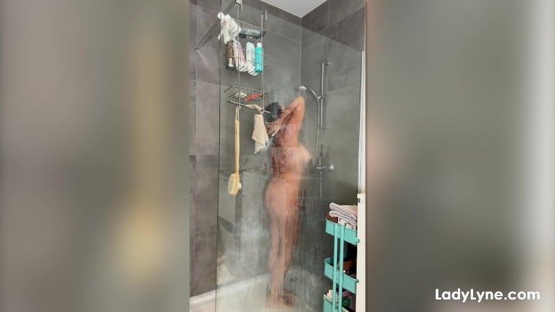 LadyLyne 25/11/13 Join My Morning Shower Routine FullHD 2