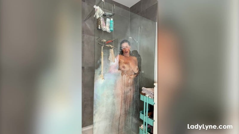 LadyLyne 25/11/13 Join My Morning Shower Routine FullHD 3